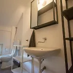 Hostel Tesla House *