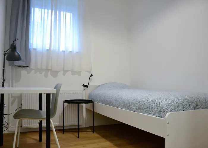 Tesla House Hostel *