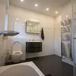 Tesla House リュブリャナ