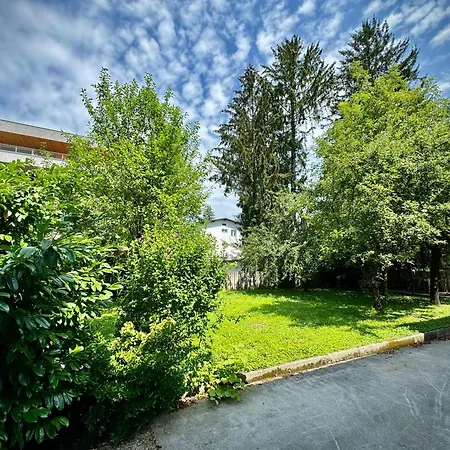 Hostel Tesla House Ljubljana