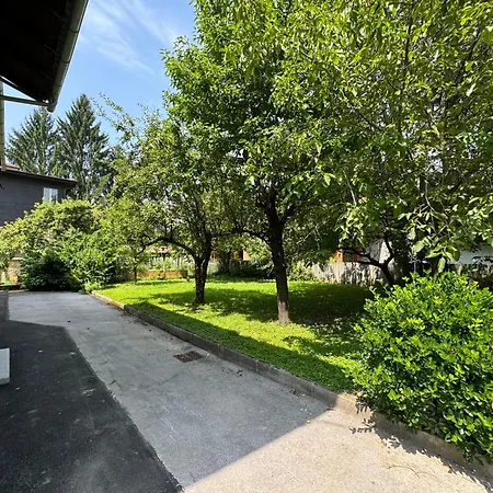 Hostel Tesla House Lublaň