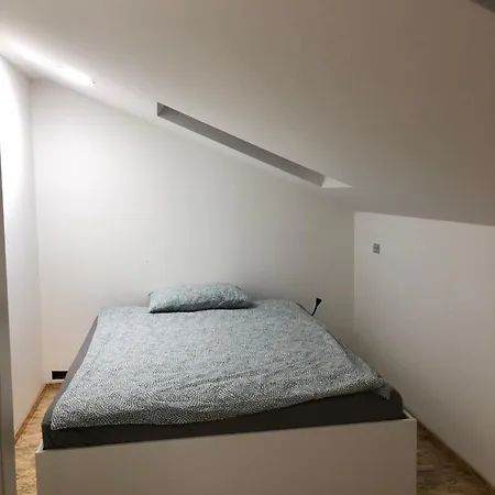 Tesla House * 卢布尔雅那