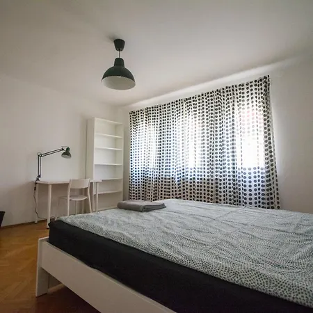 Hostel Tesla House *