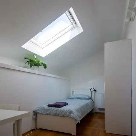 Hostel Tesla House Λιουμπλιάνα