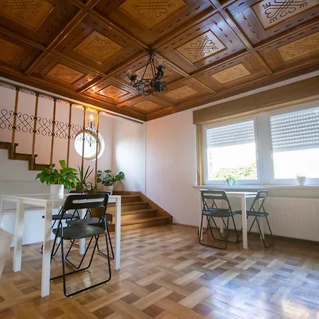 Tesla House Hostel