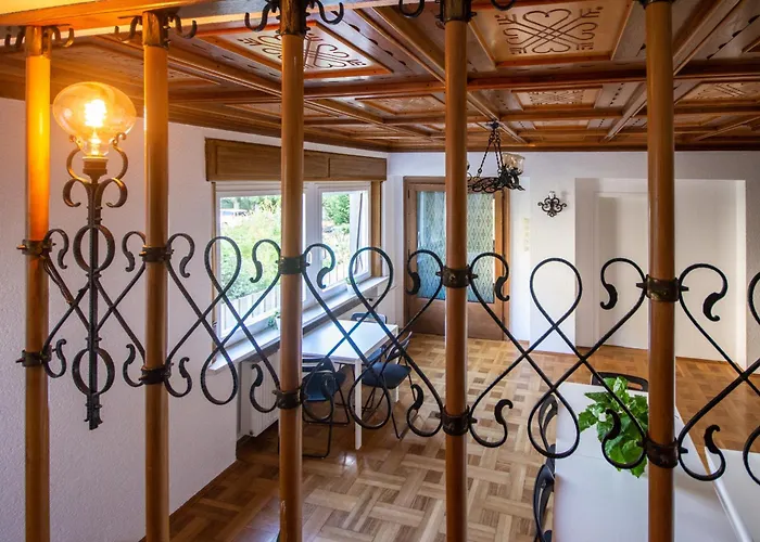 ホステル Tesla House