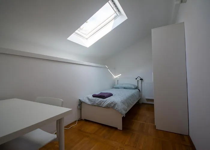 Hostel Tesla House *