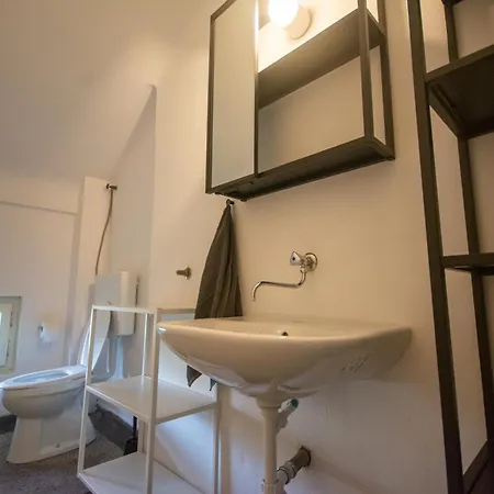 Hostel Tesla House *