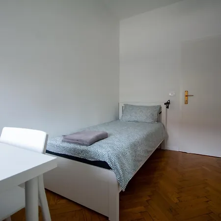 Tesla House Hostel Ljubljana