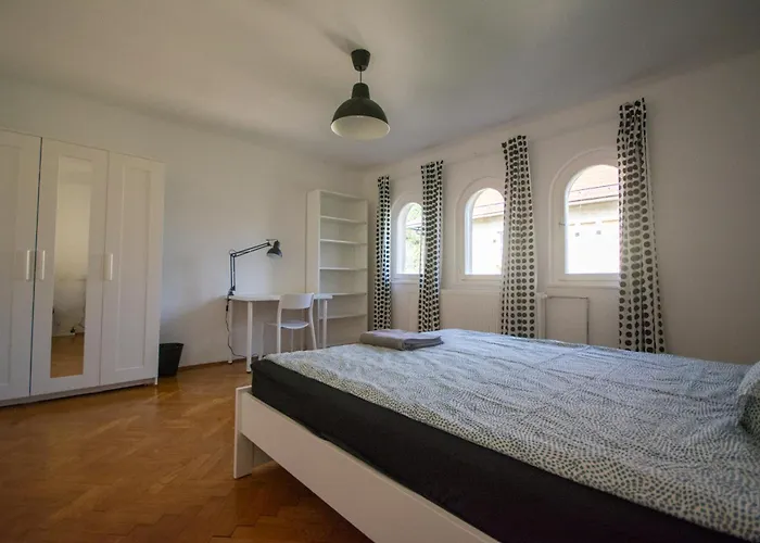 Tesla House Hostel Lublana