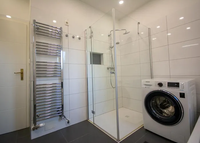 Tesla House * Lublana